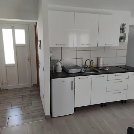 Appartement Nara Homes Sveti Filip i Jakov