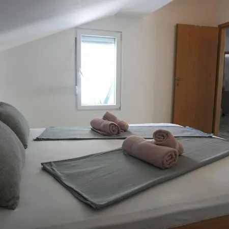 Appartement Nara Homes Sveti Filip i Jakov